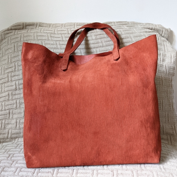 Madewell Handbags - Madewell Transport Tote in Corduroy Suede - EUC